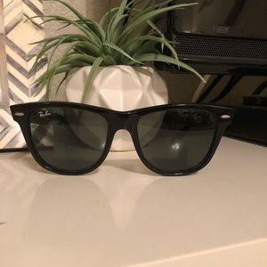 Ray-Ban Wayfarer Classic